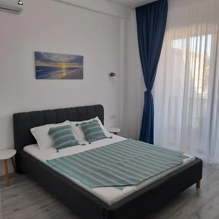 Sea Vibes 3*